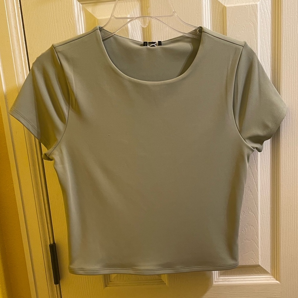 NWT Green Express Compression Top (M)
